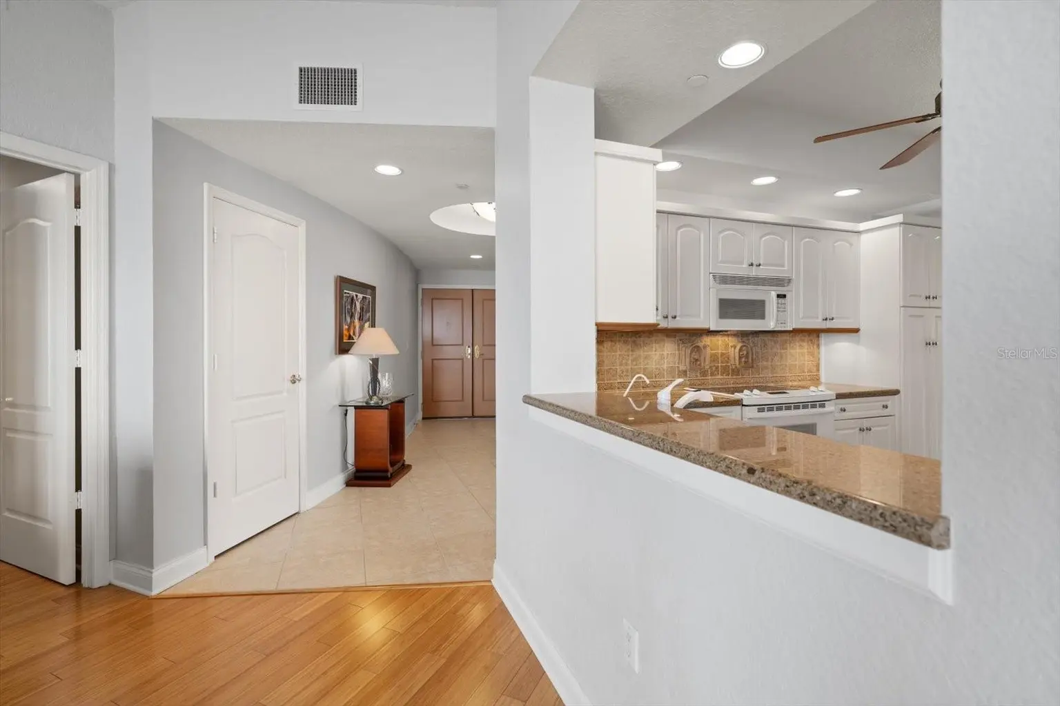 1200 GULF BOULEVARD #1704, CLEARWATER, FL, photo 12 of 68