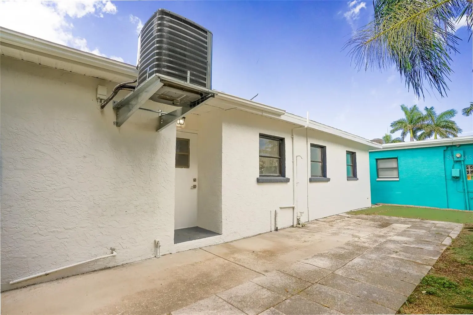 630 180TH AVENUE E, REDINGTON SHORES, FL, photo 3 of 22