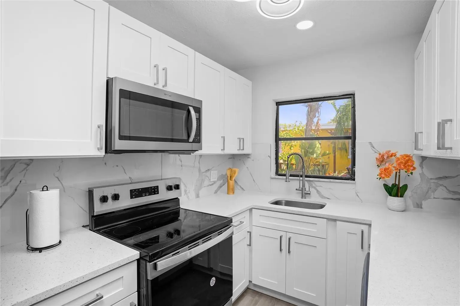 630 180TH AVENUE E, REDINGTON SHORES, FL, photo 8 of 22
