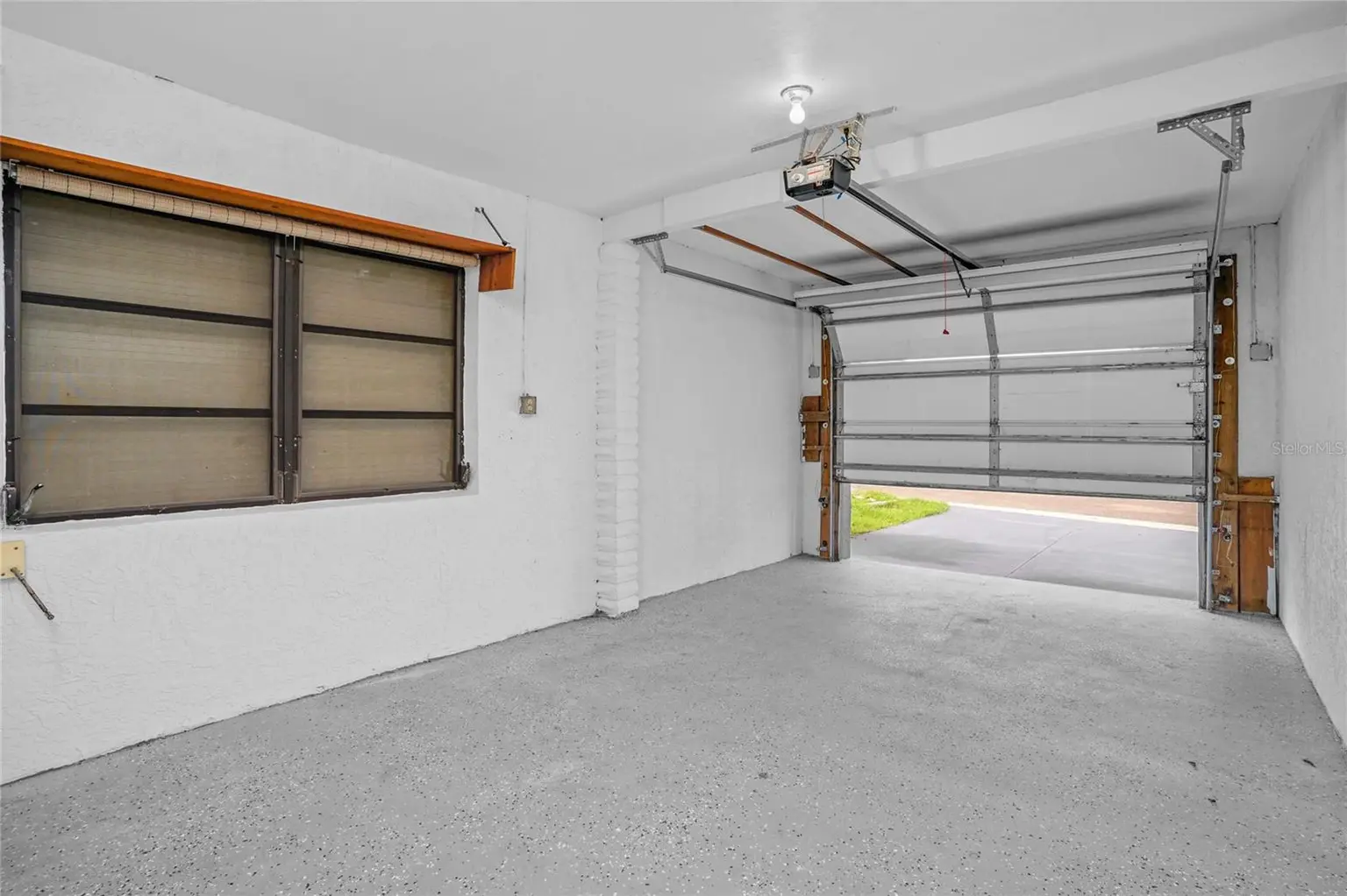 630 180TH AVENUE E, REDINGTON SHORES, FL, photo 11 of 22