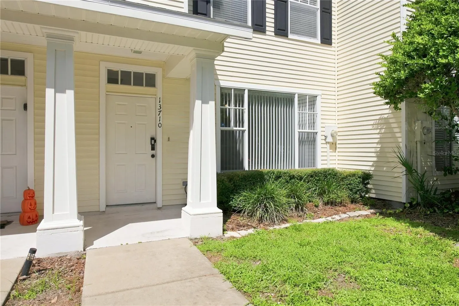 13710 FOREST LAKE DRIVE, LARGO, FL, photo 2 of 37
