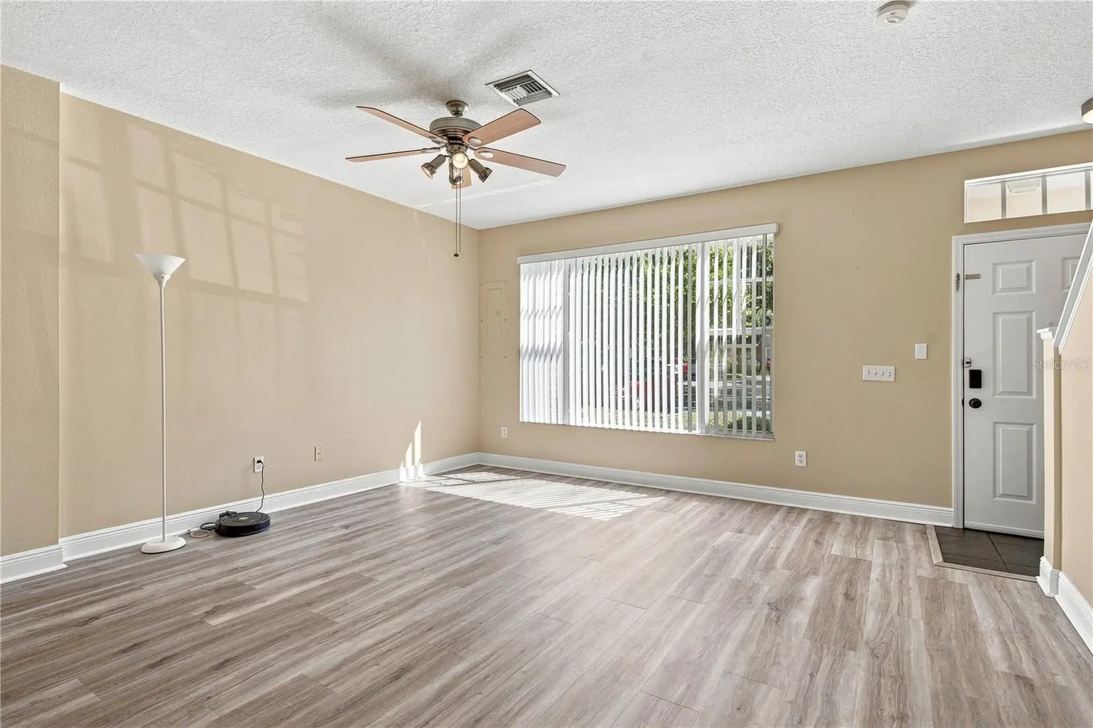 13710 FOREST LAKE DRIVE, LARGO, FL, photo 7 of 37