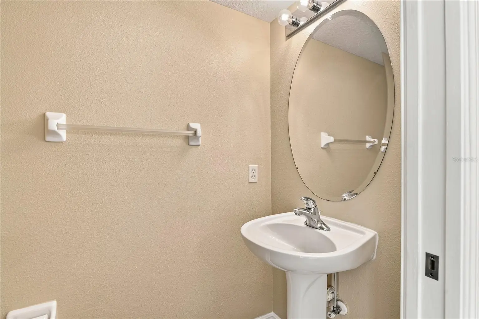 13710 FOREST LAKE DRIVE, LARGO, FL, photo 11 of 37