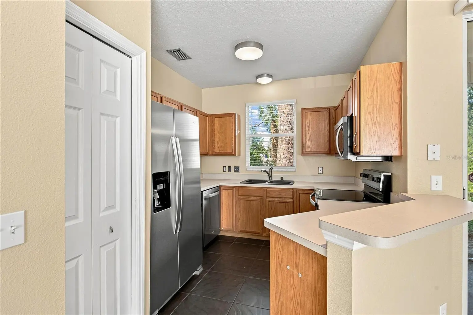 13710 FOREST LAKE DRIVE, LARGO, FL, photo 12 of 37