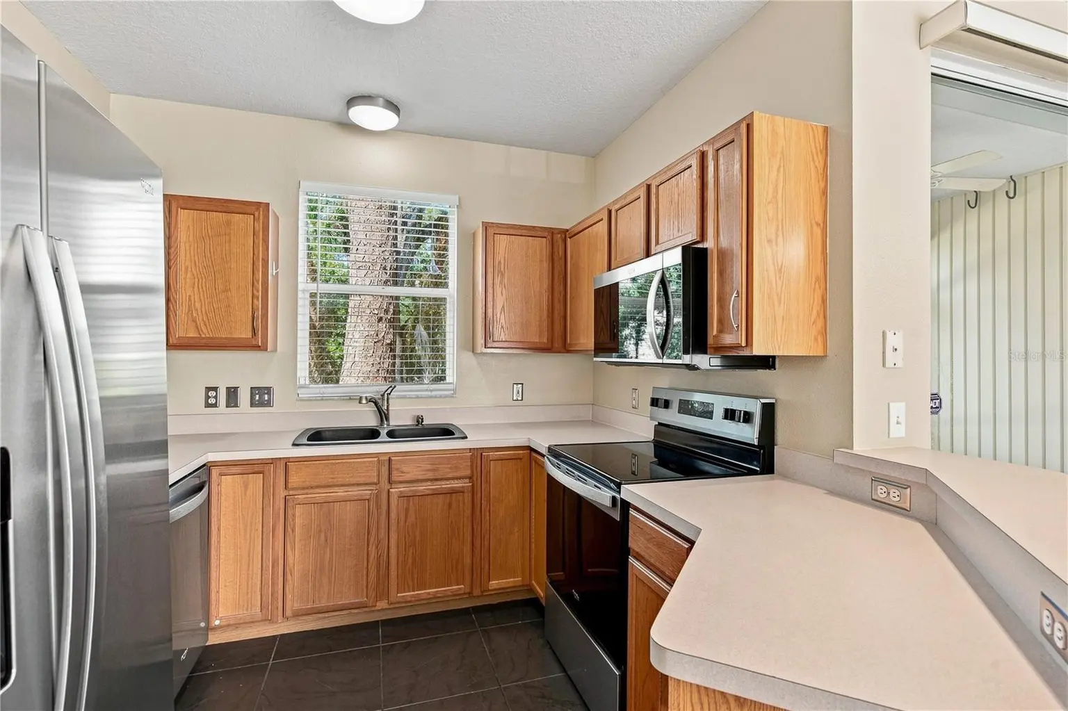13710 FOREST LAKE DRIVE, LARGO, FL, photo 13 of 37