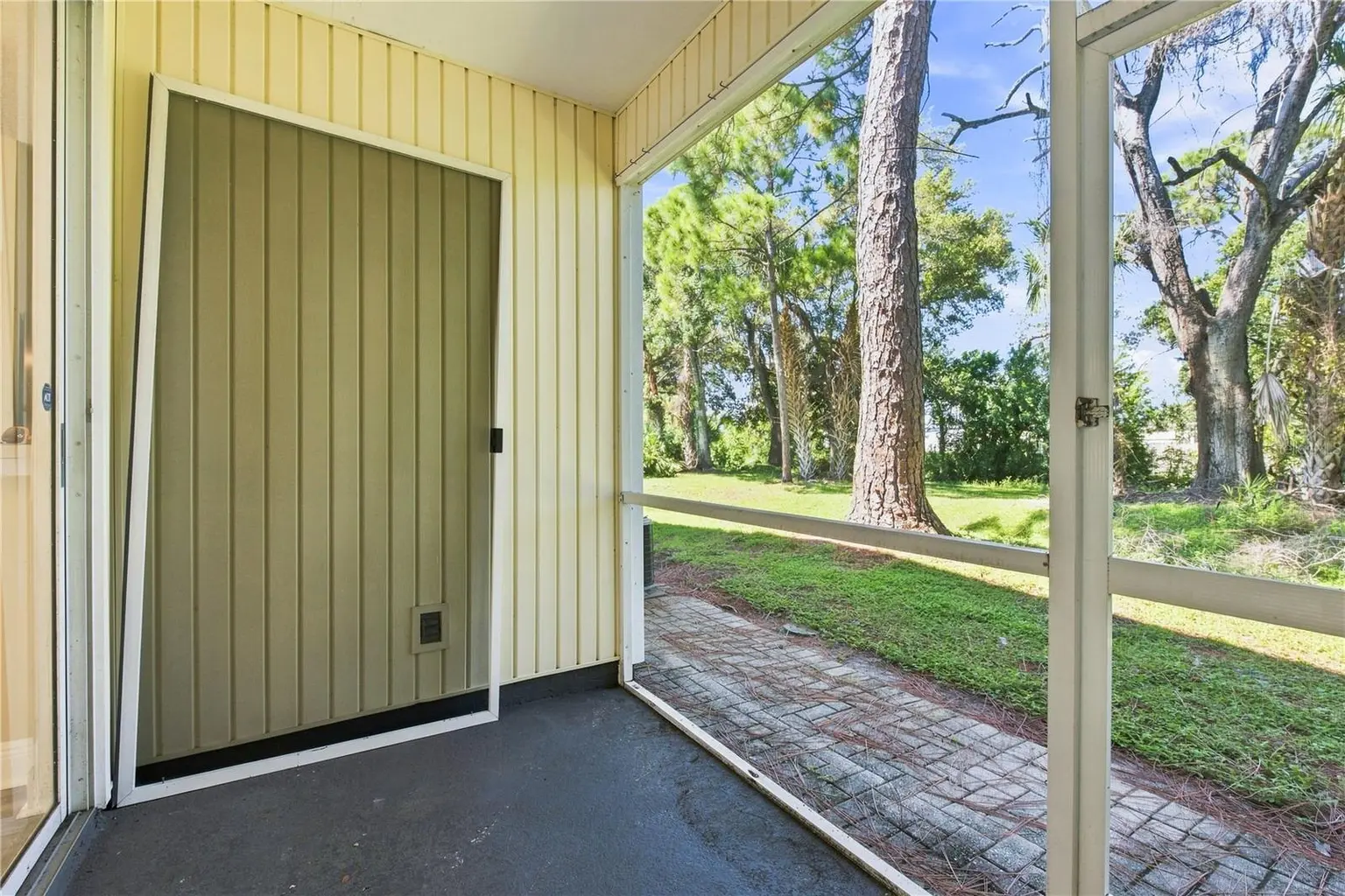 13710 FOREST LAKE DRIVE, LARGO, FL, photo 27 of 37