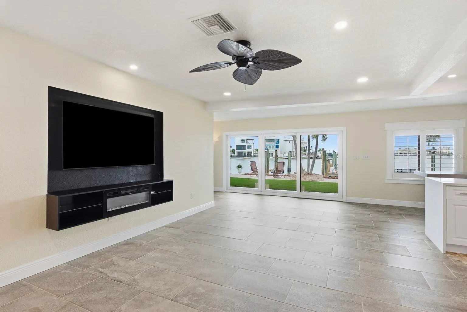 14223 E PARSLEY DRIVE, MADEIRA BEACH, FL, photo 24 of 69