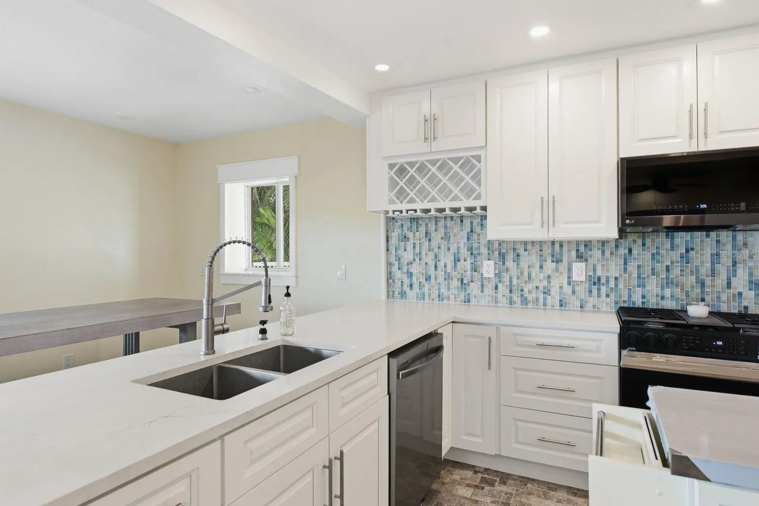14223 E PARSLEY DRIVE, MADEIRA BEACH, FL, photo 31 of 69
