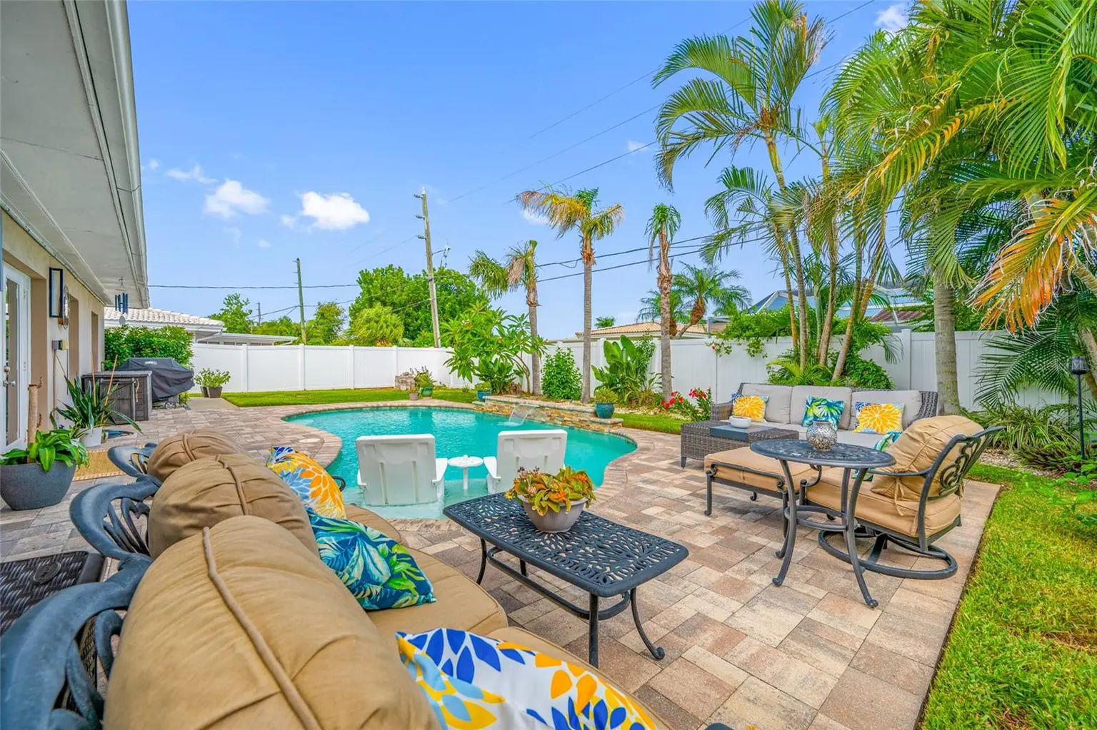 14921 SOVEREIGN DRIVE, LARGO, FL, photo 28 of 49