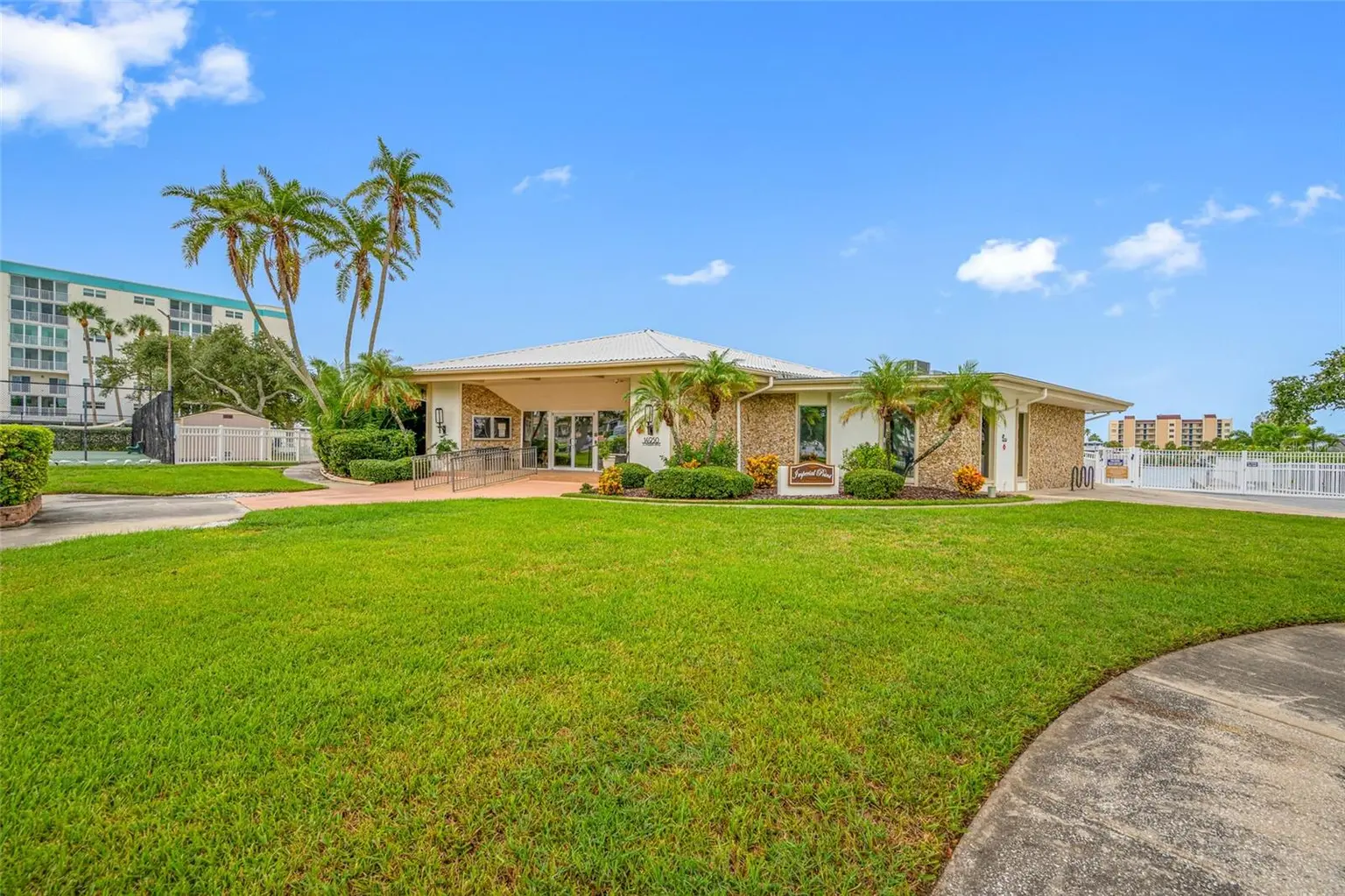 14921 SOVEREIGN DRIVE, LARGO, FL, photo 48 of 49