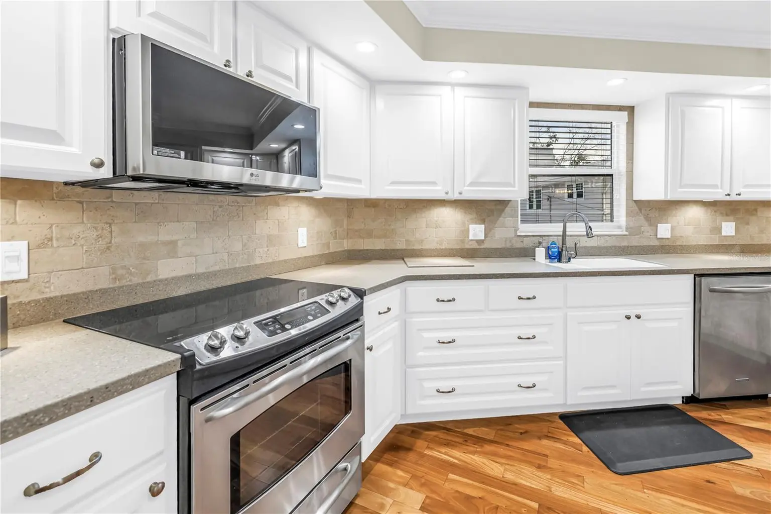 700 BEACH DRIVE NE #201, ST PETERSBURG, FL, photo 9 of 76