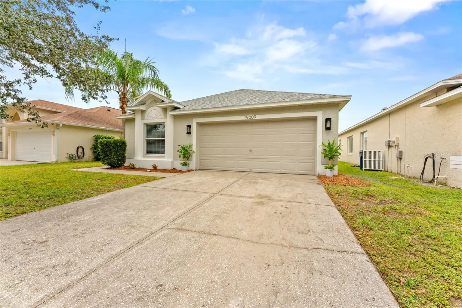 19009 FISHERMANS BEND DRIVE, LUTZ, FL, photo 2 of 56