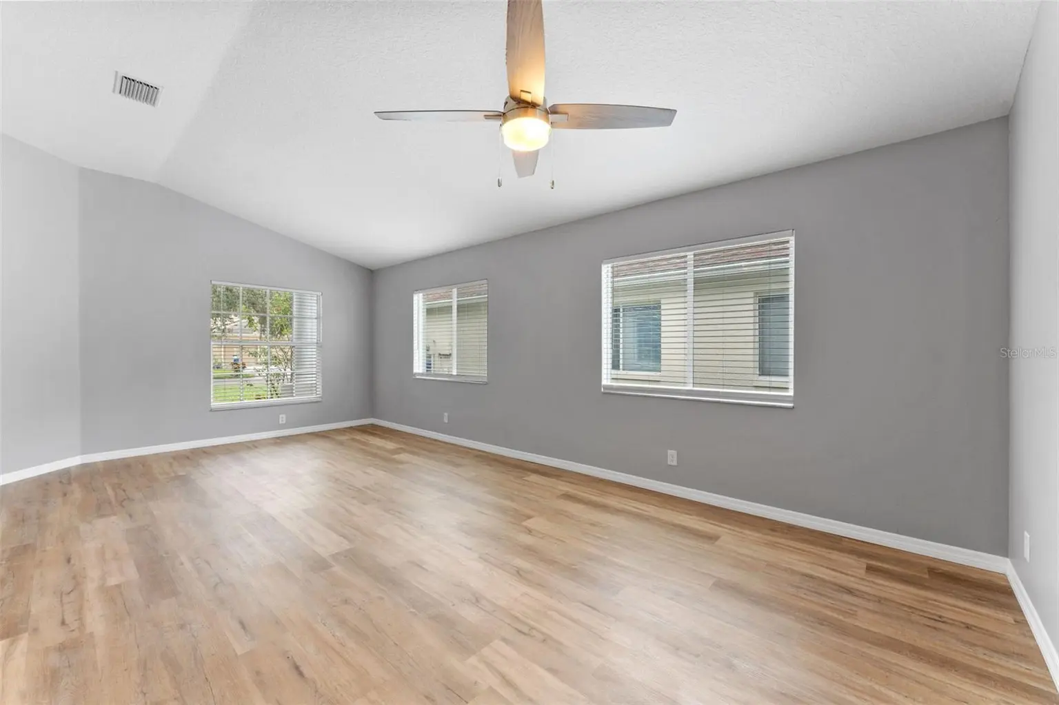 19009 FISHERMANS BEND DRIVE, LUTZ, FL, photo 13 of 56