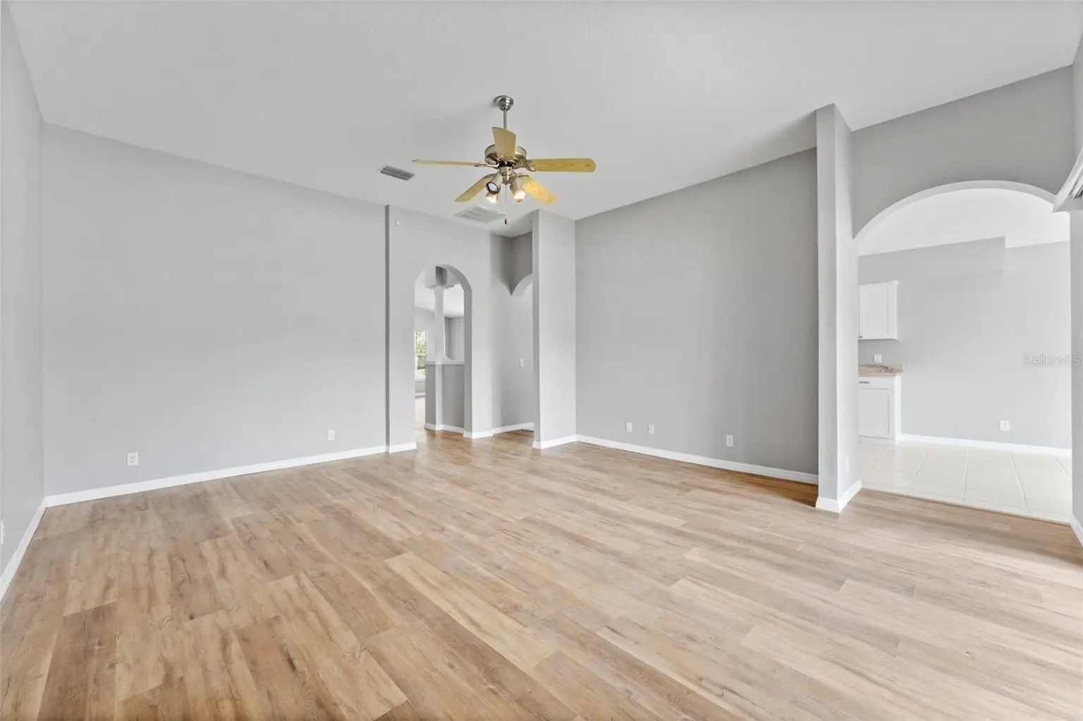 19009 FISHERMANS BEND DRIVE, LUTZ, FL, photo 17 of 56