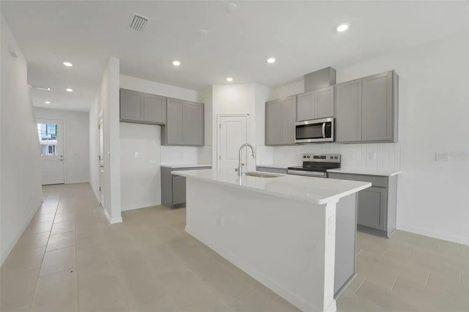 31803 KESTREL CALLING DRIVE, SAN ANTONIO, FL, photo 8 of 27