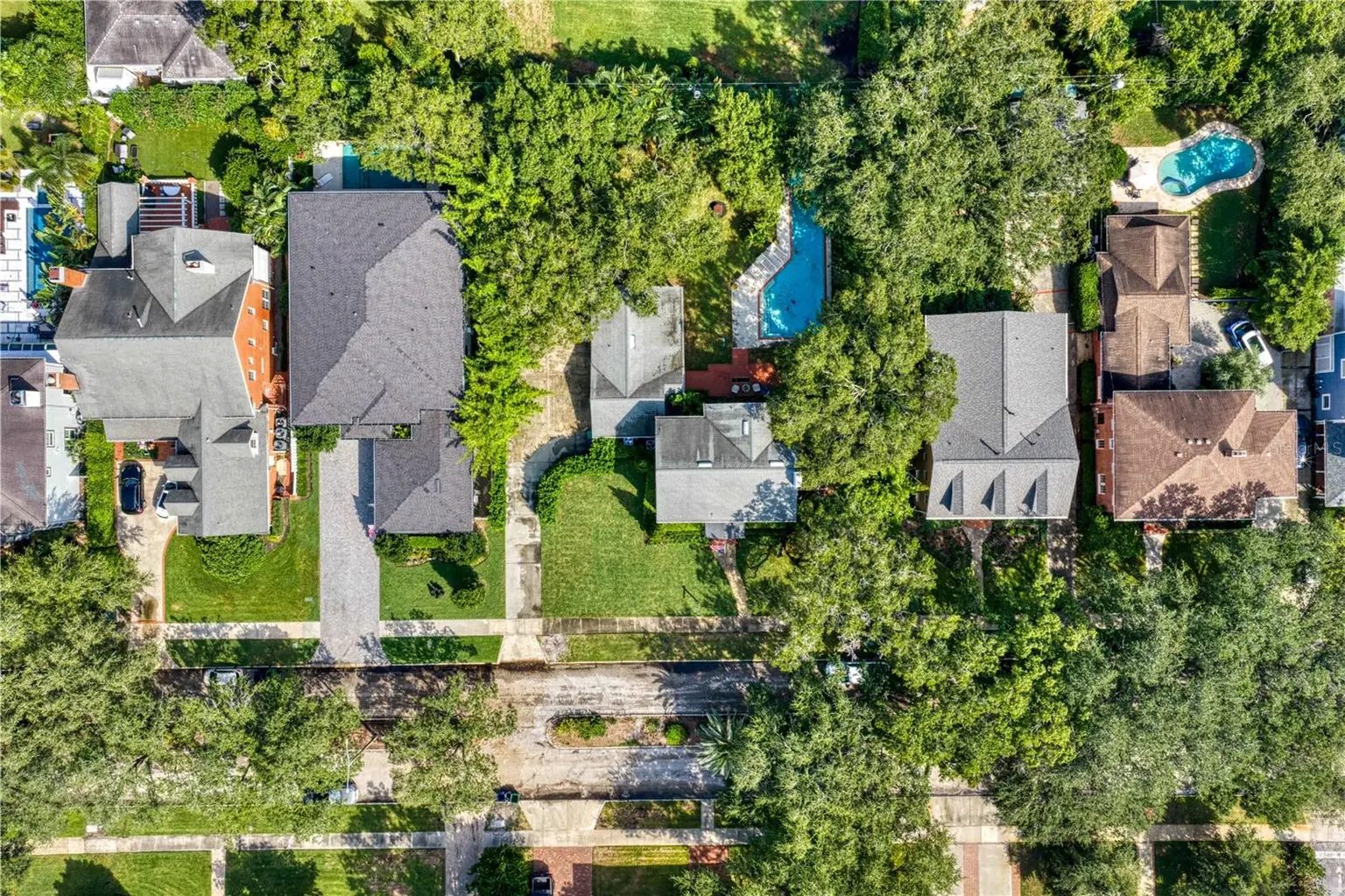 3209 W PARKLAND BOULEVARD, TAMPA, FL, photo 61 of 62