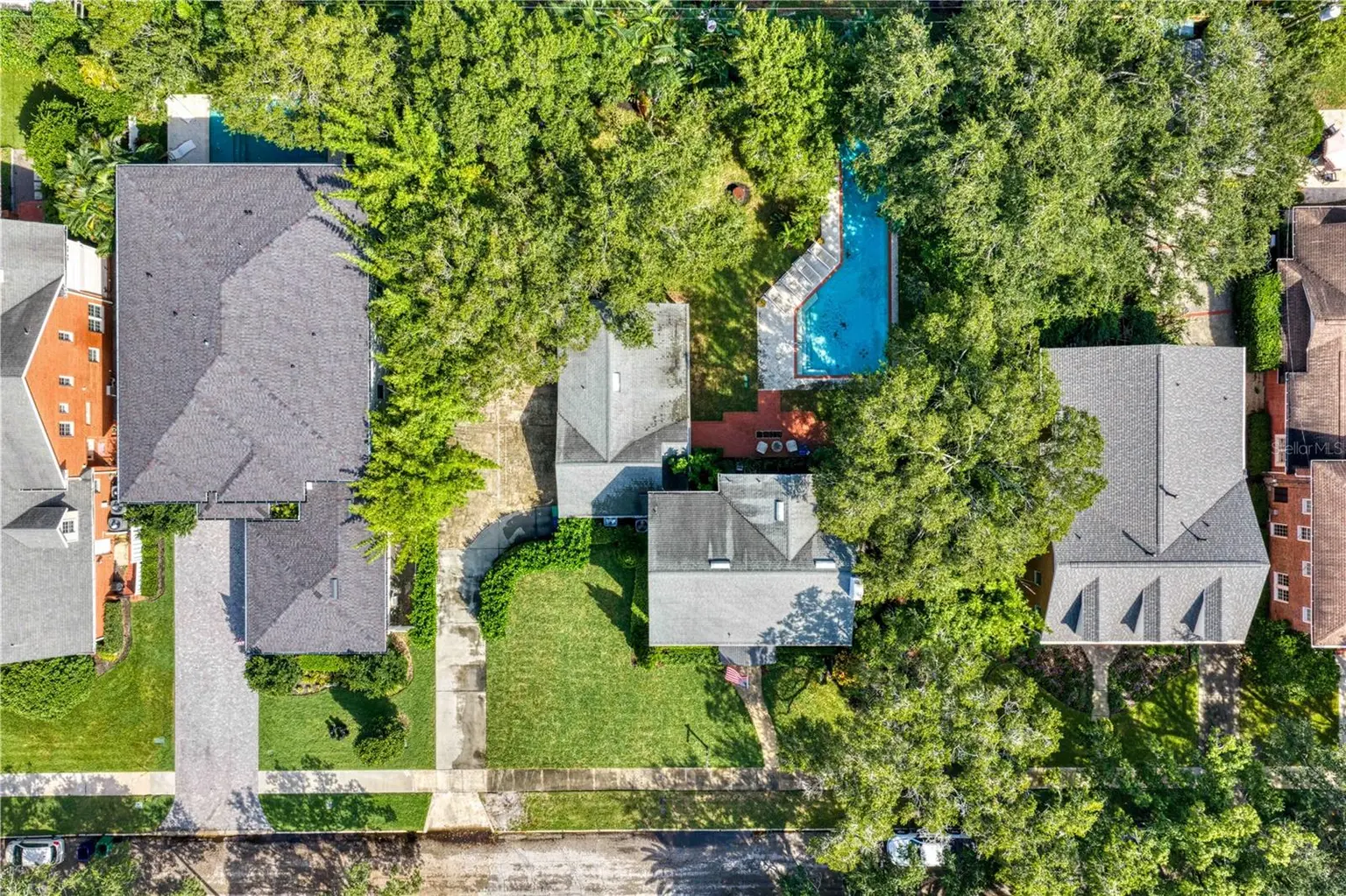 3209 W PARKLAND BOULEVARD, TAMPA, FL, photo 9 of 62
