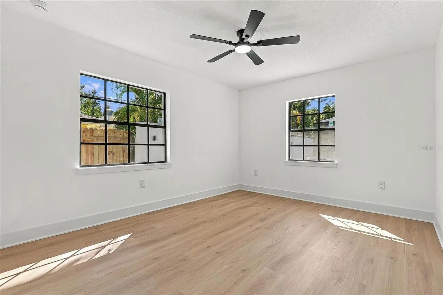 3112 S JULIA CIRCLE, TAMPA, FL, photo 41 of 51