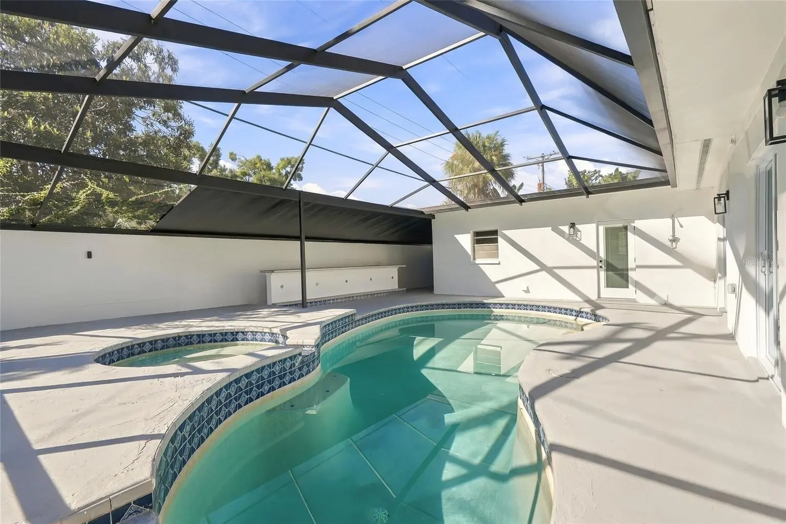 3112 S JULIA CIRCLE, TAMPA, FL, photo 47 of 51