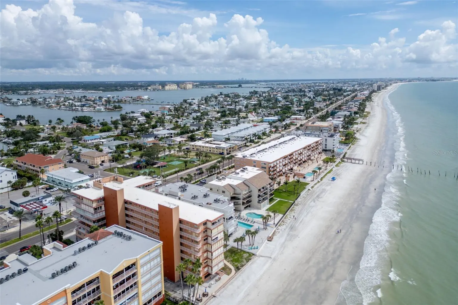 16400 GULF BOULEVARD #502, REDINGTON BEACH, FL, photo 6 of 42