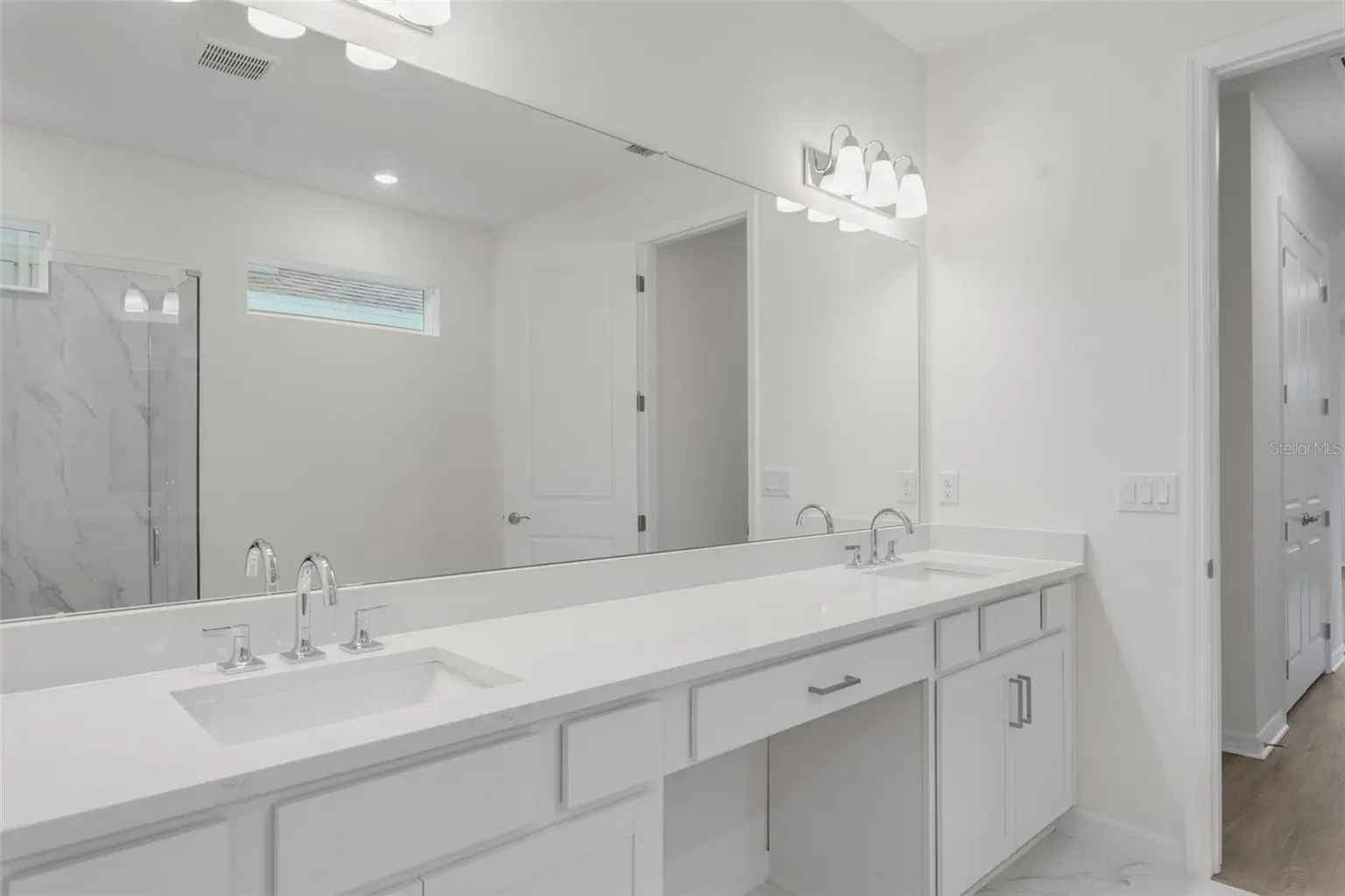 17572 VALLEYWOOD PARKWAY, LAND O LAKES, FL, photo 10 of 57