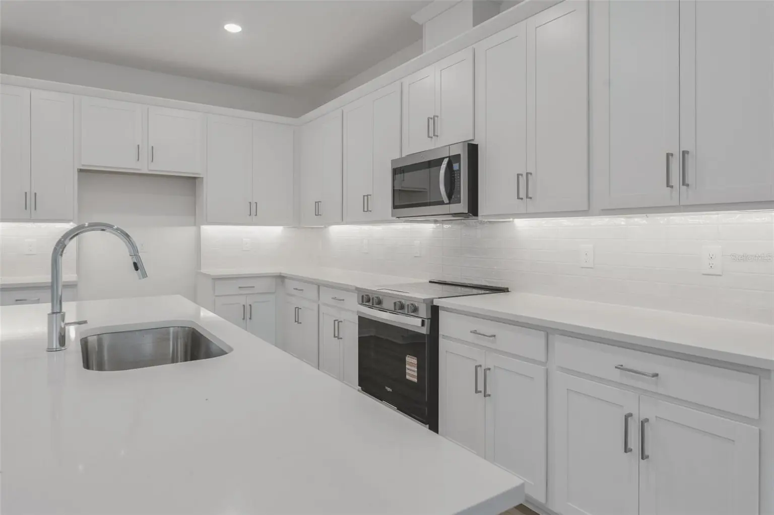 17572 VALLEYWOOD PARKWAY, LAND O LAKES, FL, photo 23 of 57