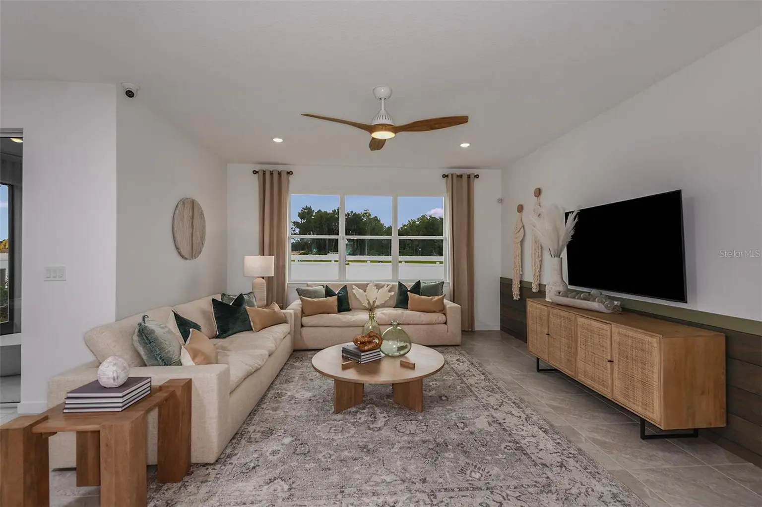 11135 SYCAMORE GLEN LOOP, THONOTOSASSA, FL, photo 8 of 19