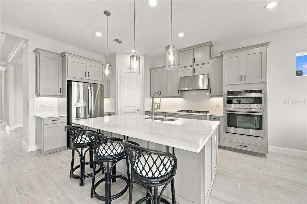 13705 IONA AVENUE, PALMETTO, FL, photo 13 of 45