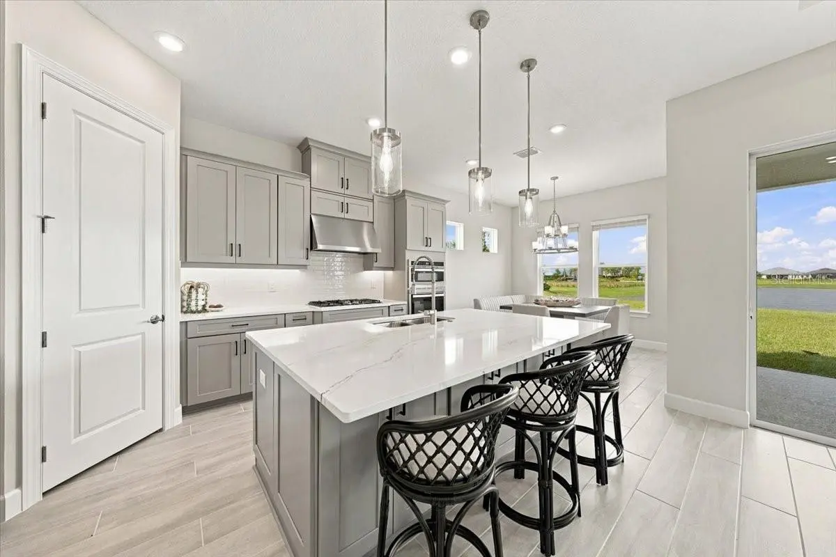 13705 IONA AVENUE, PALMETTO, FL, photo 14 of 45