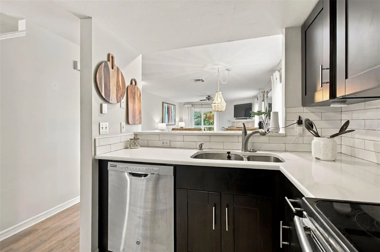 405 MADEIRA CIRCLE, TIERRA VERDE, FL, photo 16 of 51