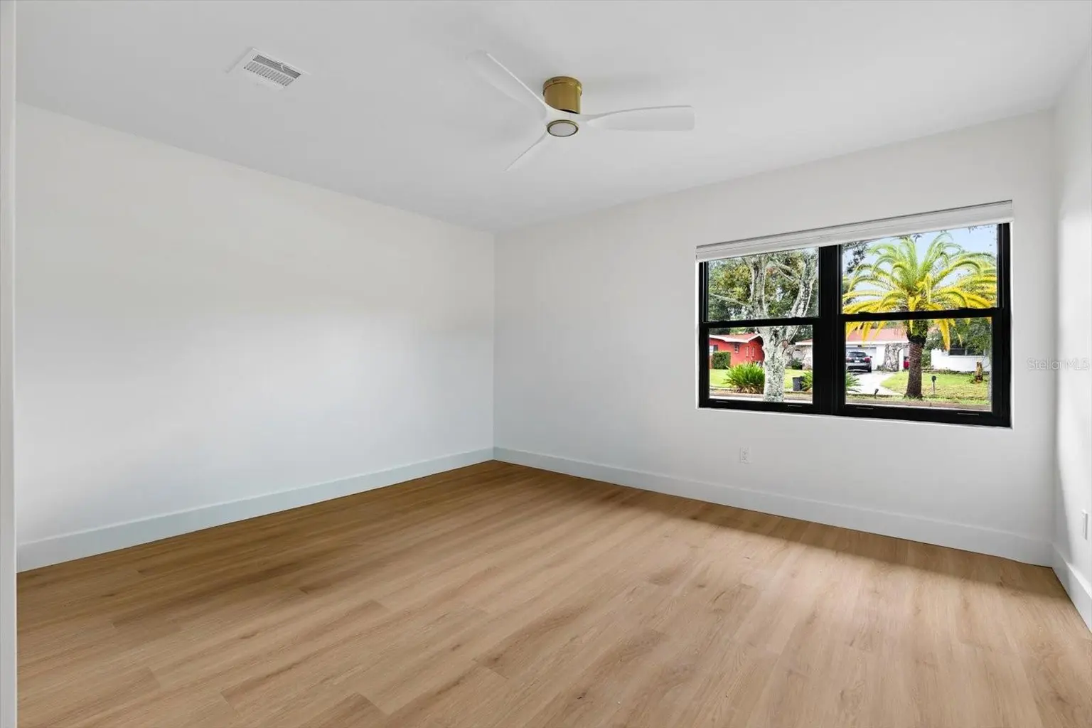 2432 INDIAN AVENUE, BELLEAIR BLUFFS, FL, photo 27 of 58