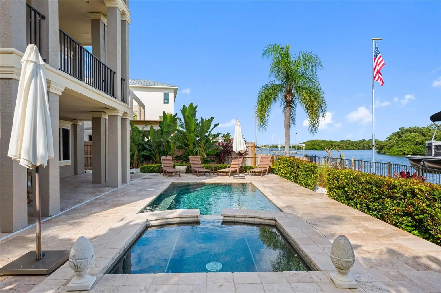 505 HARBOR DRIVE, BELLEAIR BEACH, FL, photo 8 of 71