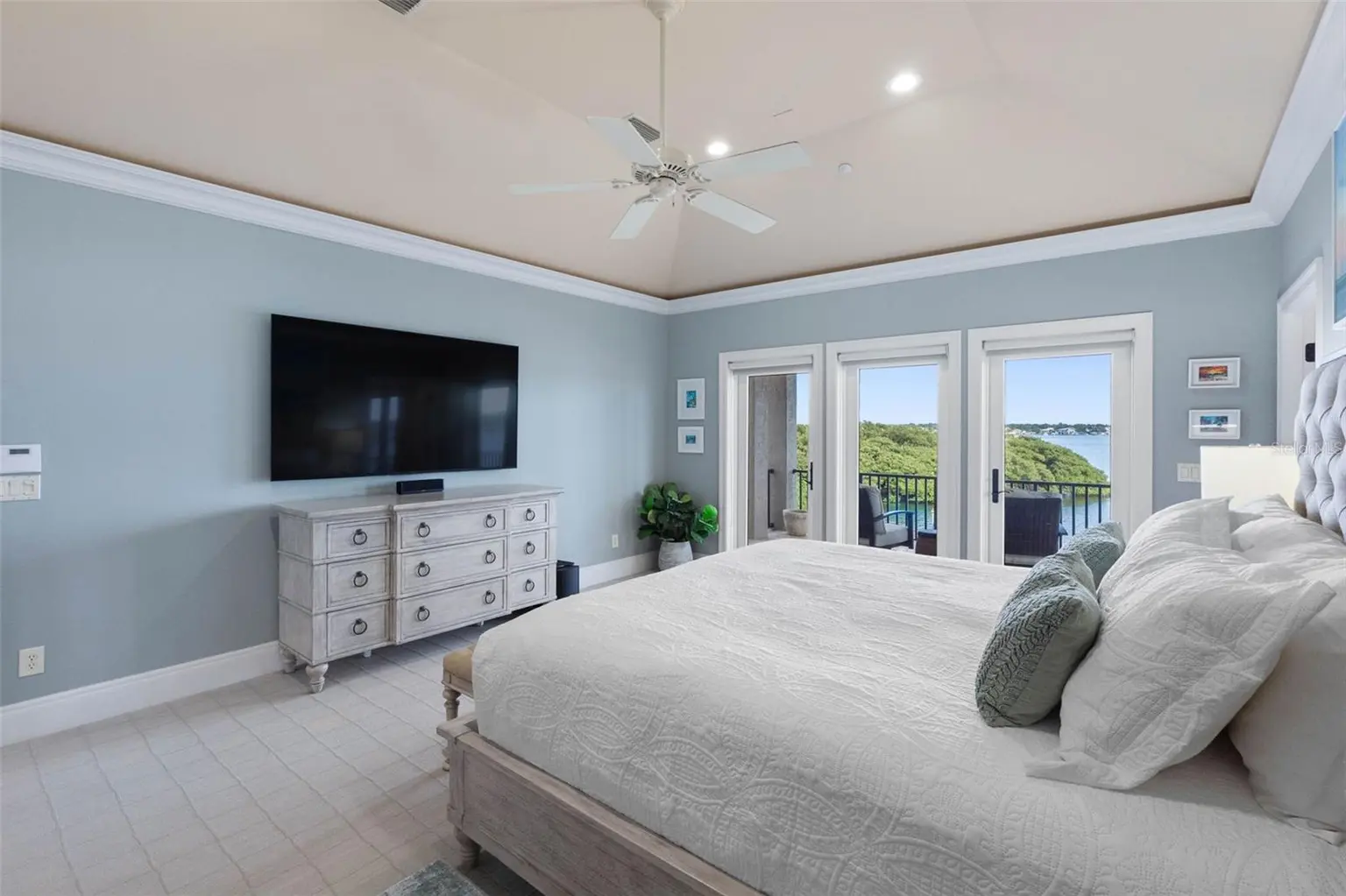 505 HARBOR DRIVE, BELLEAIR BEACH, FL, photo 35 of 71