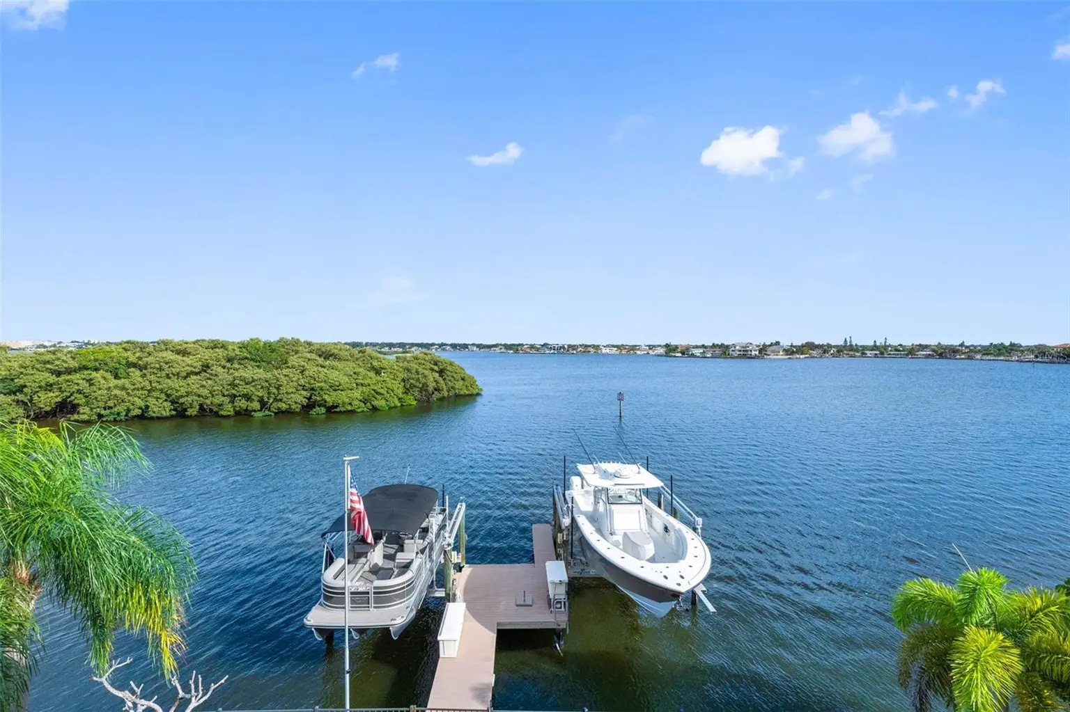 505 HARBOR DRIVE, BELLEAIR BEACH, FL, photo 54 of 71