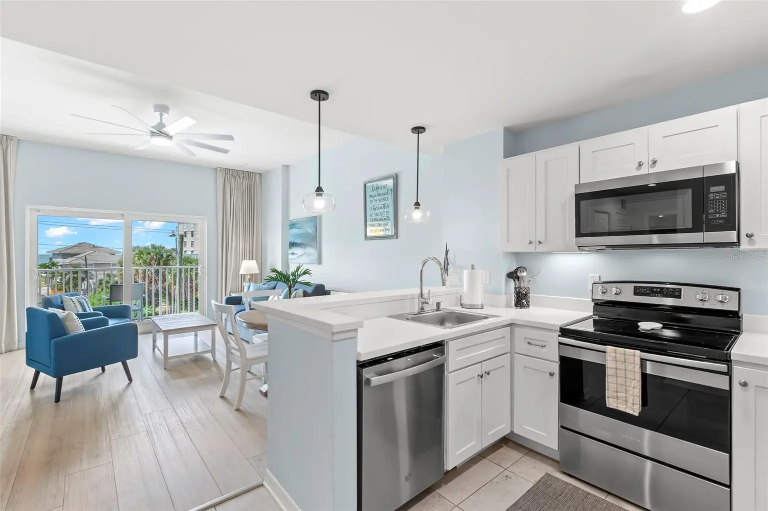 13101 GULF BOULEVARD #1302, MADEIRA BEACH, FL, photo 16 of 41
