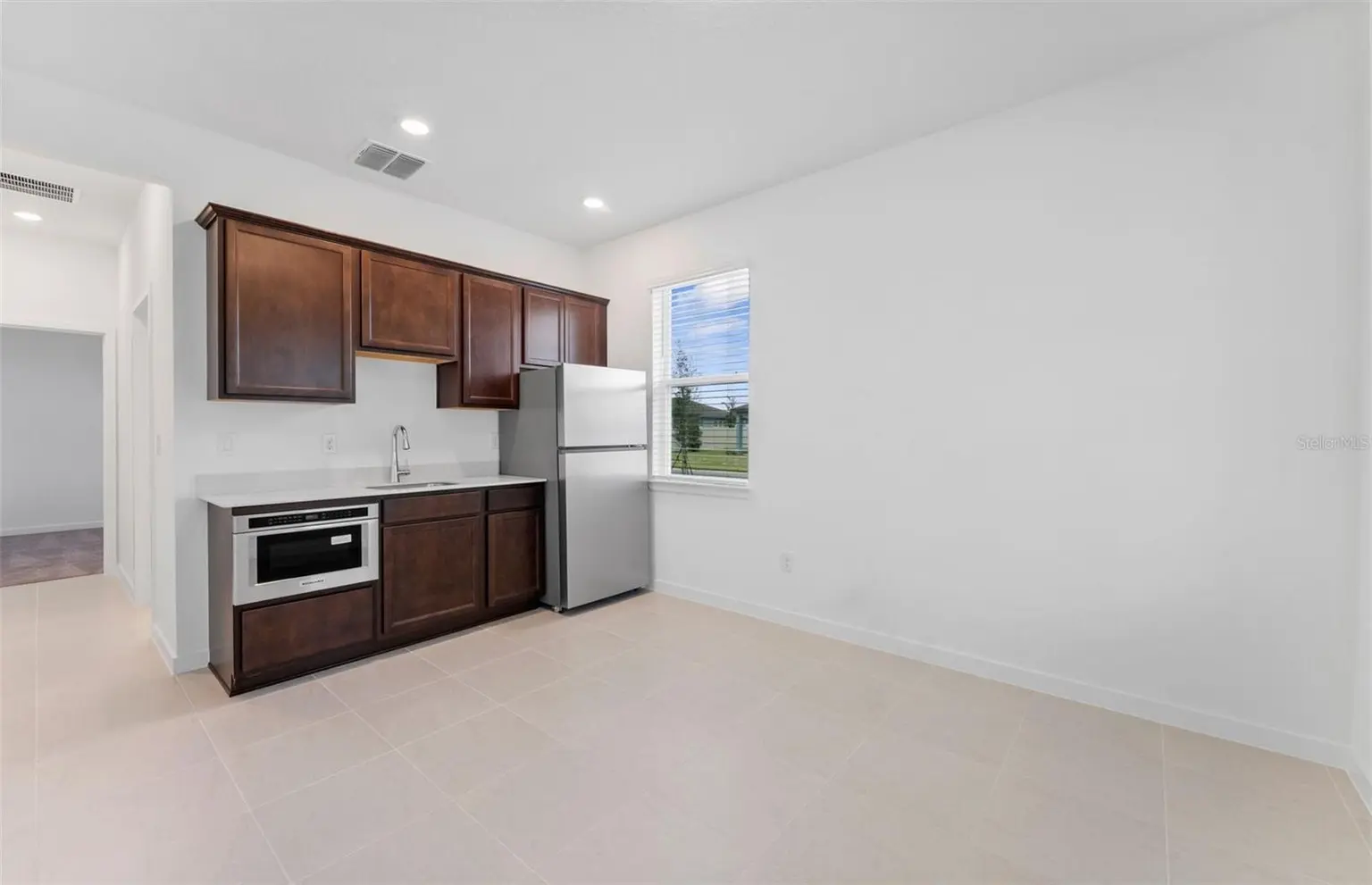 37231 CLINCH CIRCLE, ZEPHYRHILLS, FL, photo 11 of 35