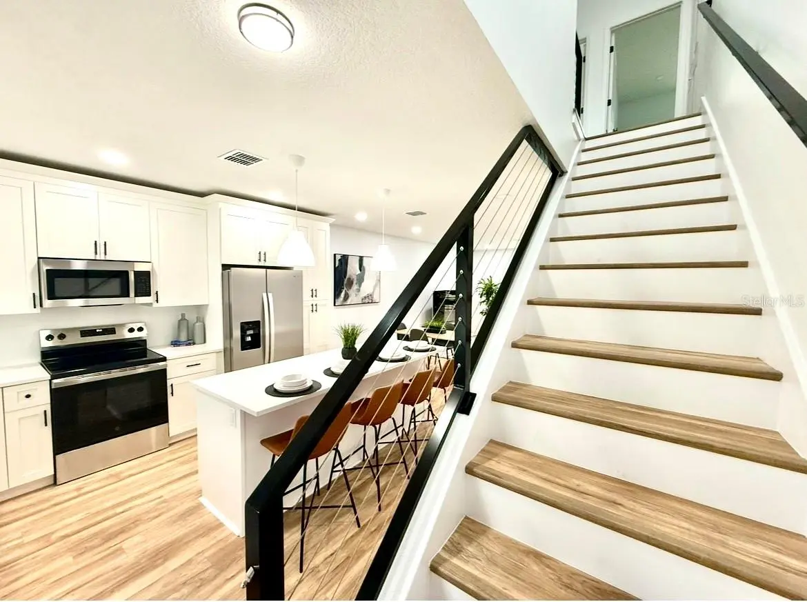 8110 N GREENWOOD AVENUE, TAMPA, FL, photo 6 of 16