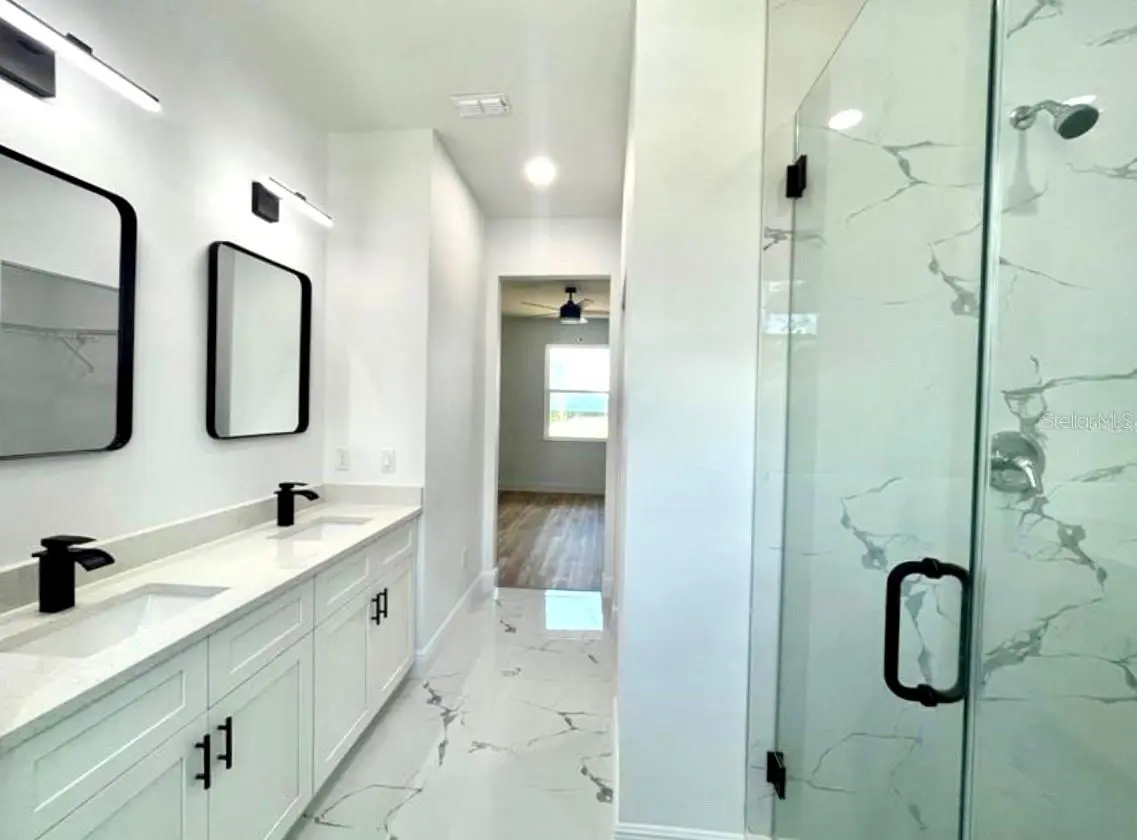 8110 N GREENWOOD AVENUE, TAMPA, FL, photo 9 of 16