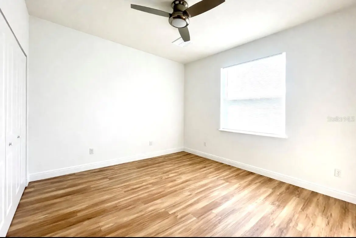 8110 N GREENWOOD AVENUE, TAMPA, FL, photo 11 of 16