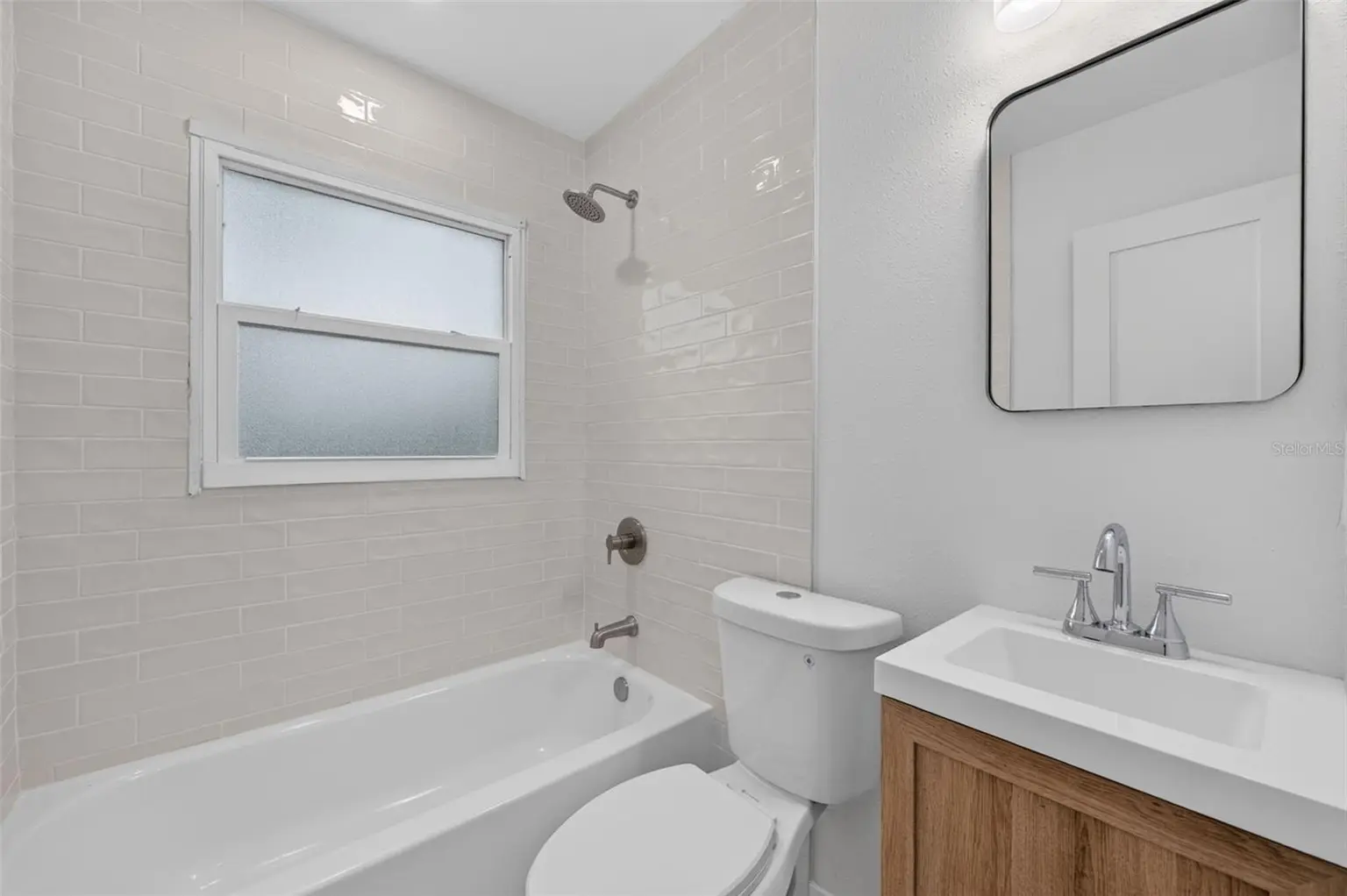 223 94TH AVENUE NE, ST PETERSBURG, FL, photo 25 of 40