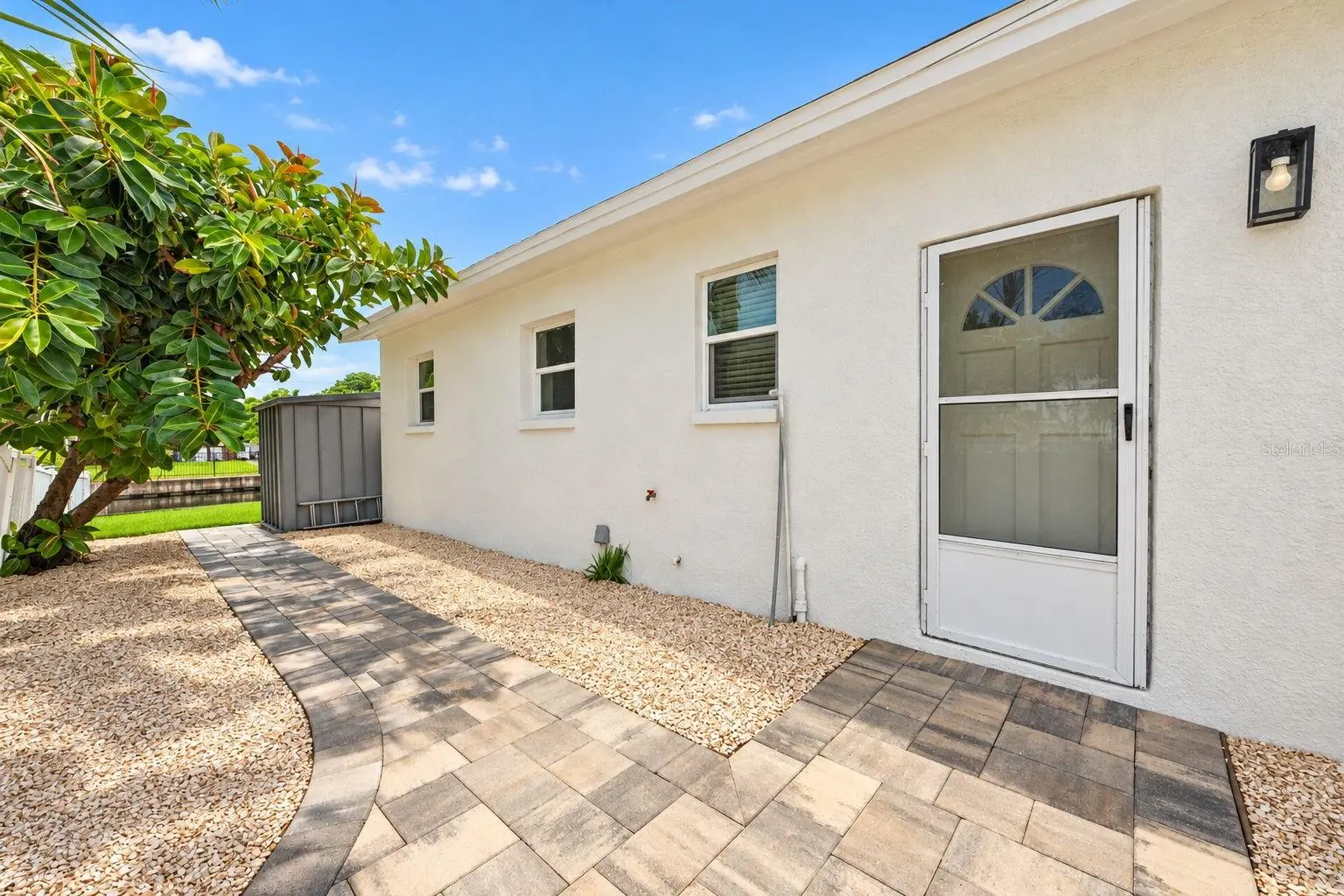 223 94TH AVENUE NE, ST PETERSBURG, FL, photo 31 of 40