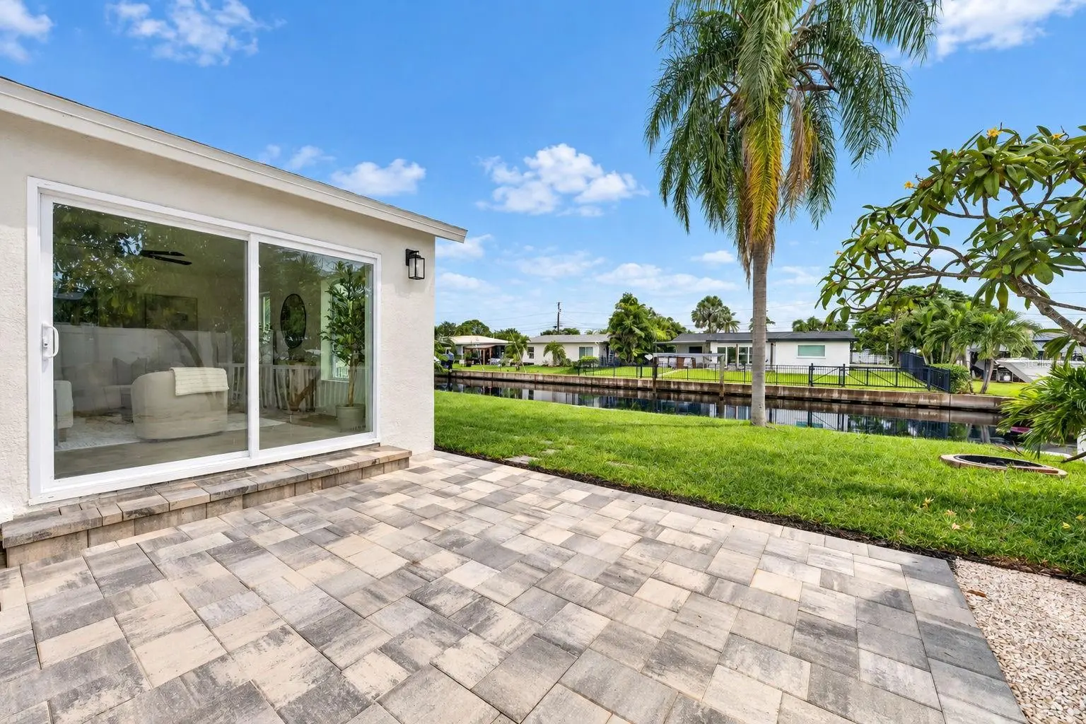 223 94TH AVENUE NE, ST PETERSBURG, FL, photo 33 of 40