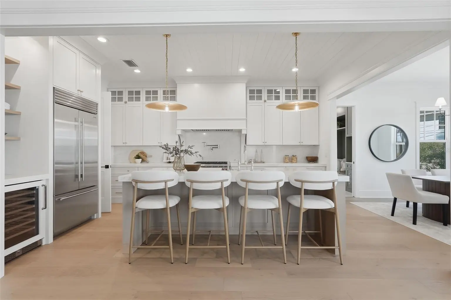 822 SNELL ISLE BOULEVARD NE, ST PETERSBURG, FL, photo 14 of 49