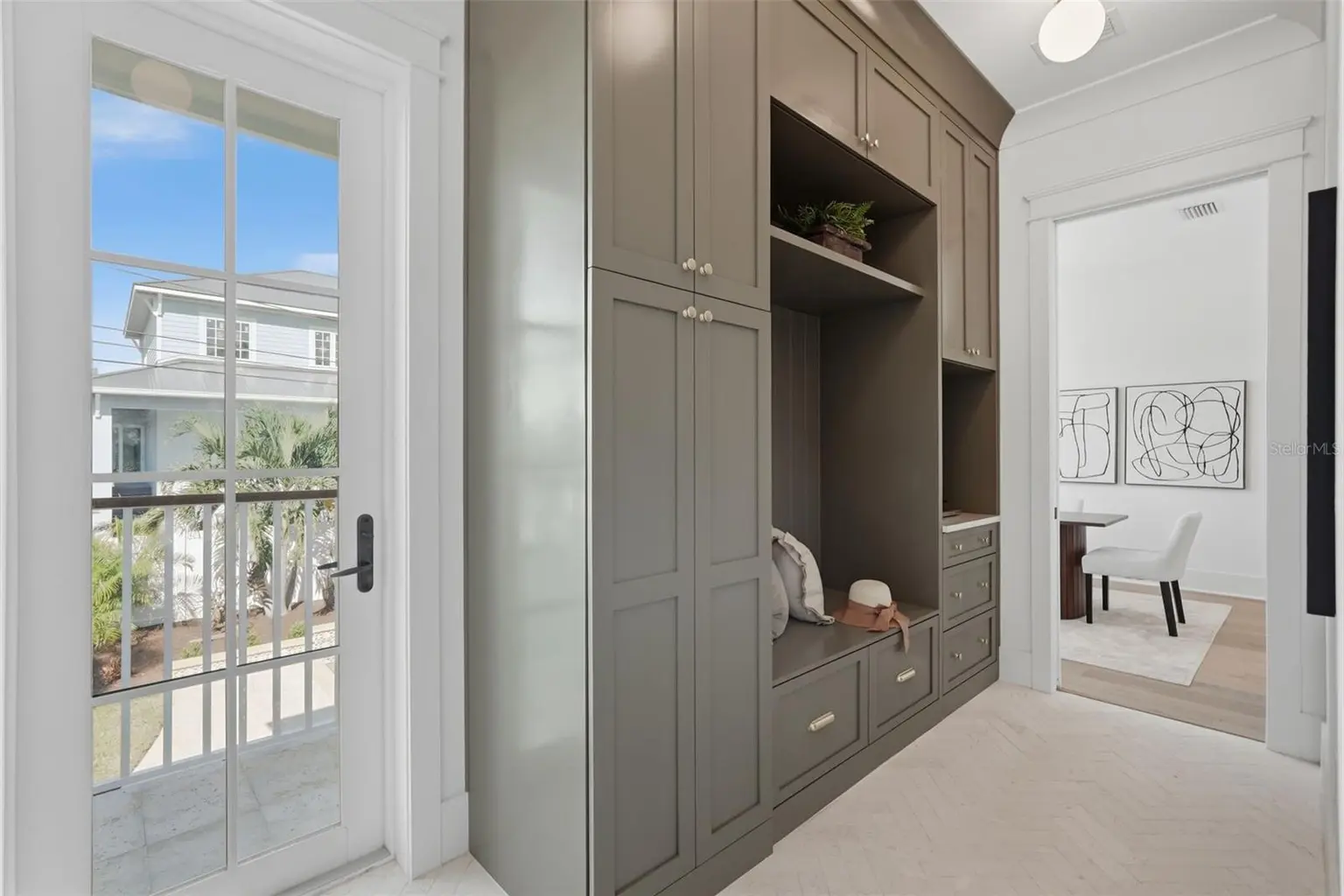 822 SNELL ISLE BOULEVARD NE, ST PETERSBURG, FL, photo 21 of 49