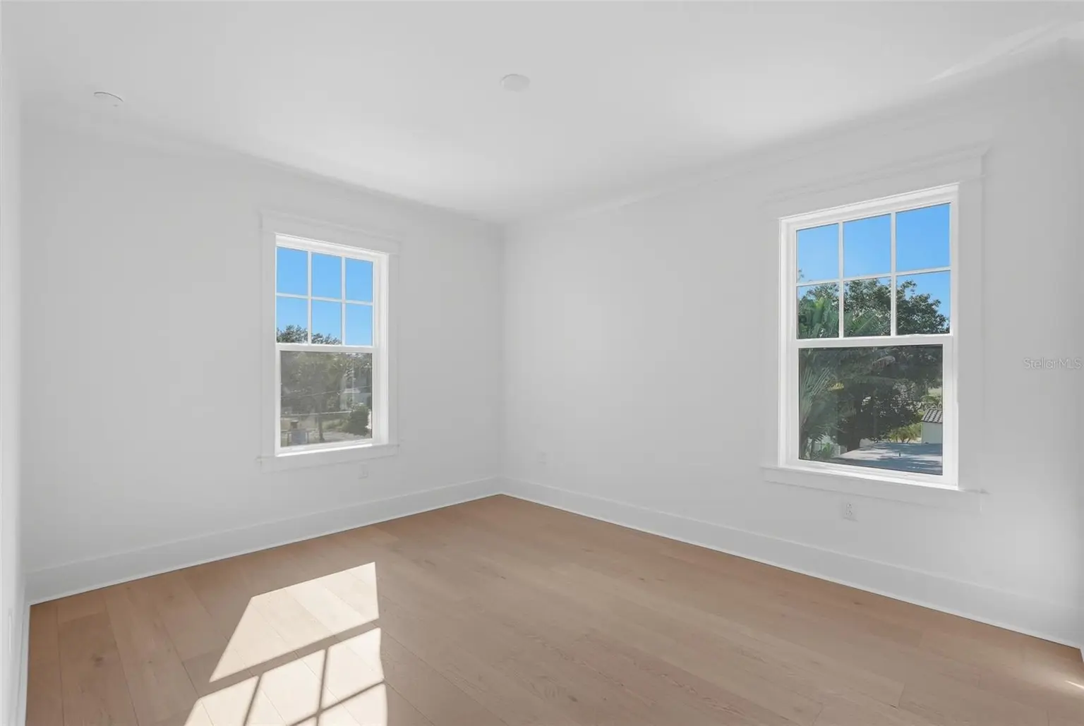 822 SNELL ISLE BOULEVARD NE, ST PETERSBURG, FL, photo 42 of 49