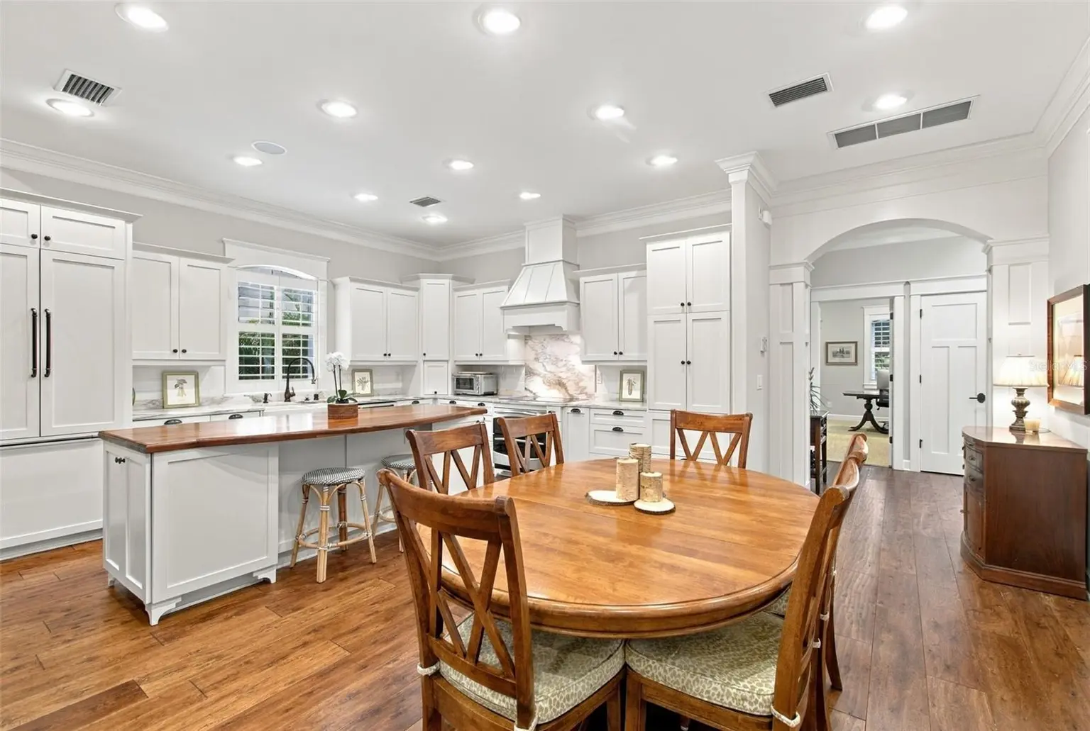 3715 W NEPTUNE STREET, TAMPA, FL, photo 19 of 98