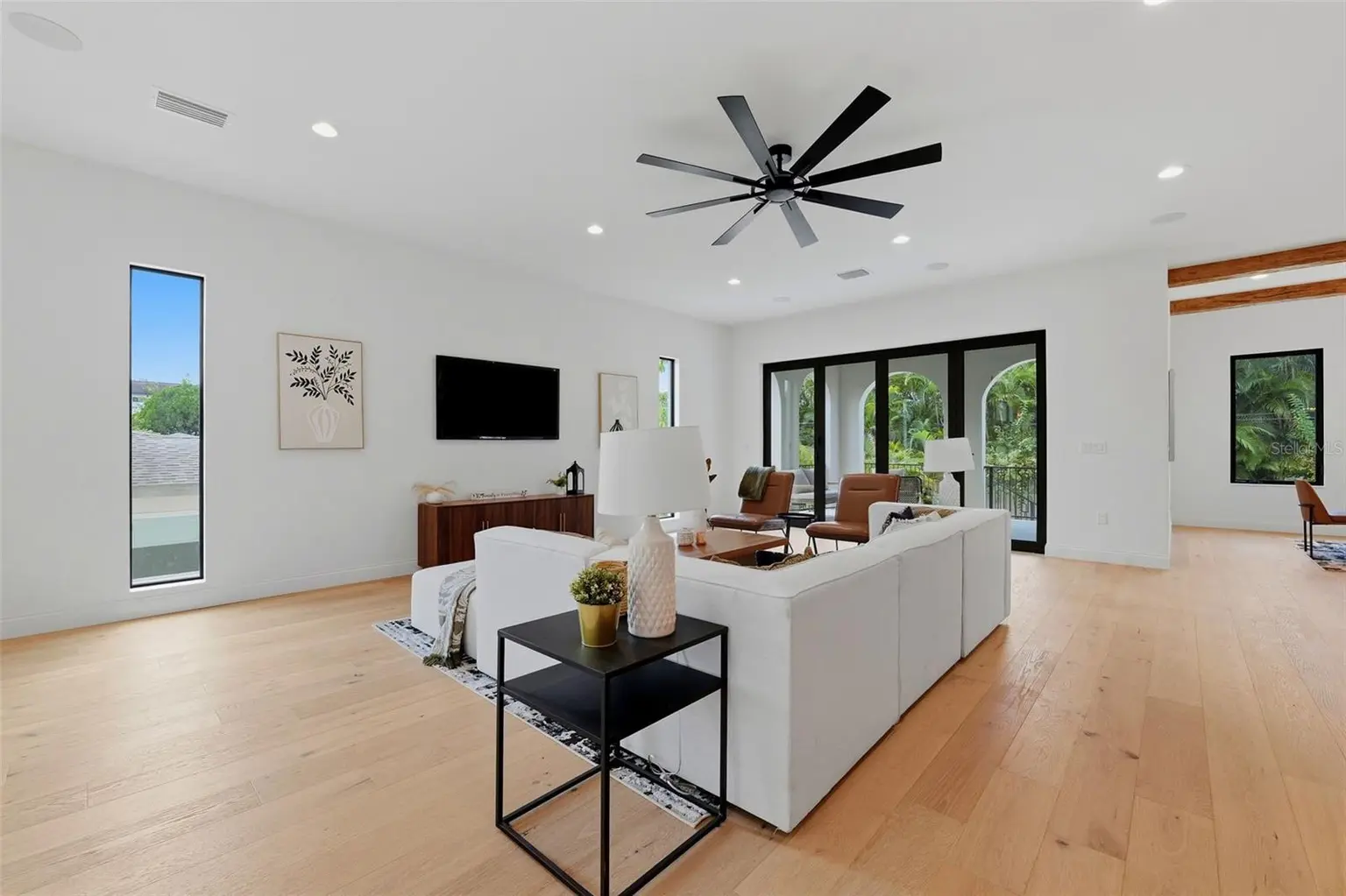 502 E DAVIS BOULEVARD, TAMPA, FL, photo 13 of 74