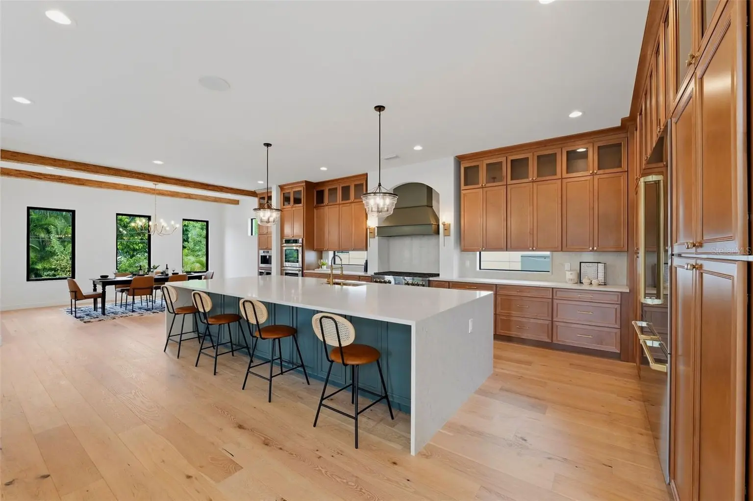 502 E DAVIS BOULEVARD, TAMPA, FL, photo 17 of 74