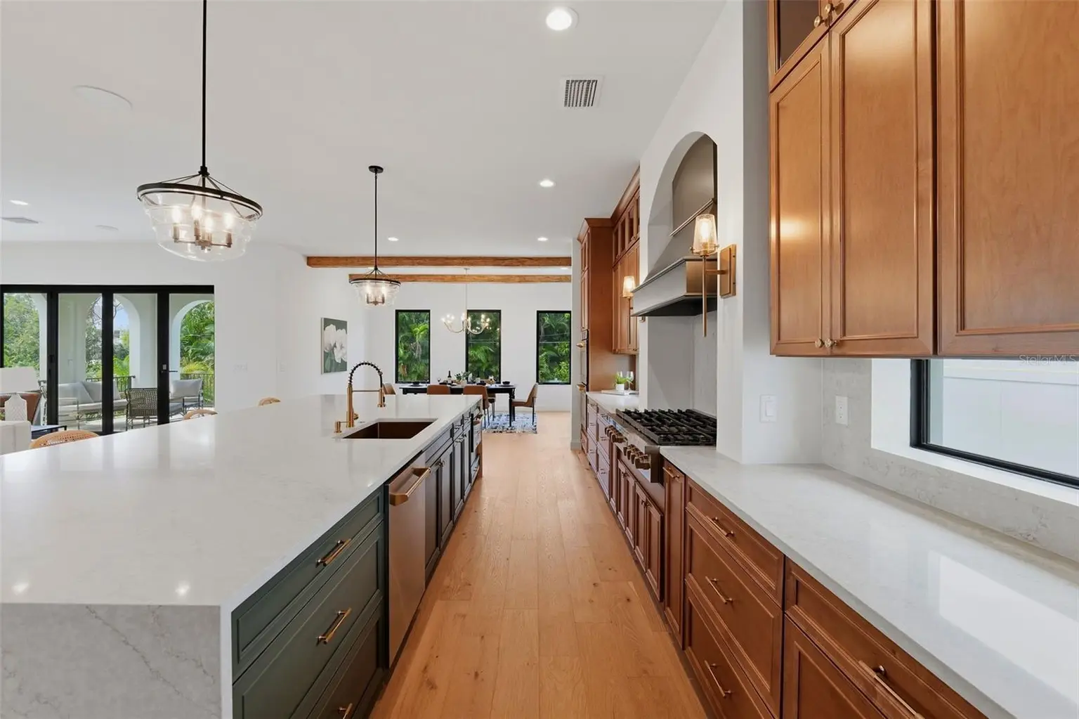 502 E DAVIS BOULEVARD, TAMPA, FL, photo 25 of 74