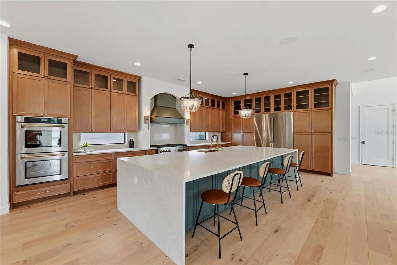 502 E DAVIS BOULEVARD, TAMPA, FL, photo 26 of 74